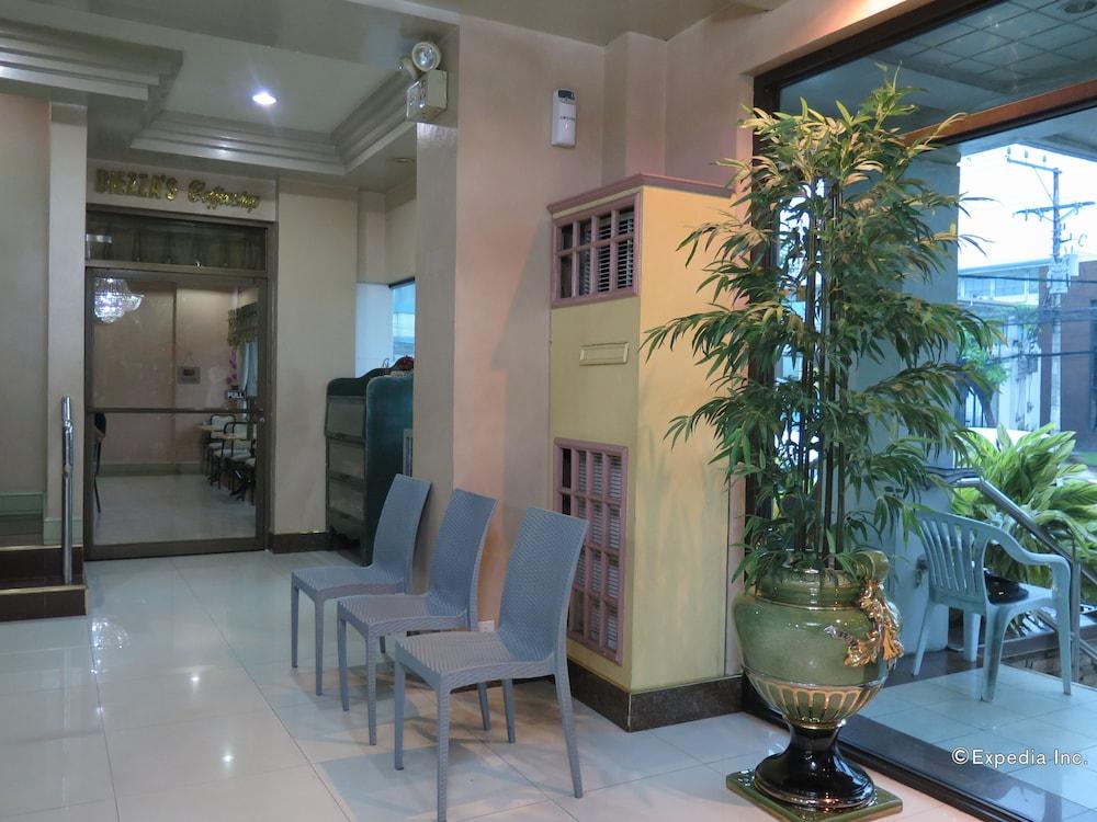 Cebu Northwinds Hotel Buitenkant foto